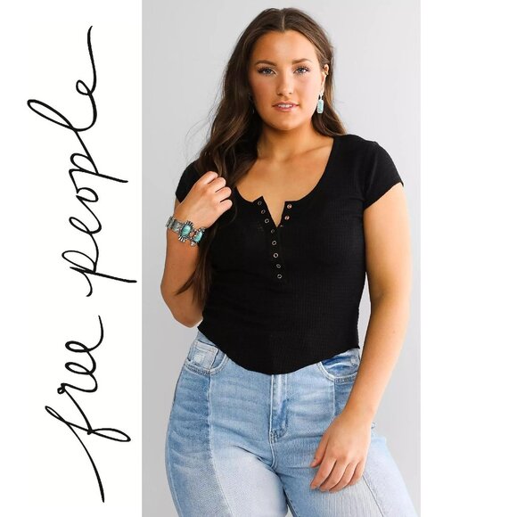 FREE PEOPLE One Of The Girls Henley SHORT SLEEVE BLACK TOP sz M - Picture 1 of 7